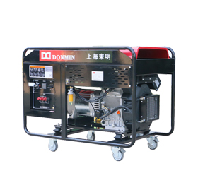 三相15kW柴油發(fā)電機(jī) DMD18000LE/3 三相15kW柴油發(fā)電機(jī) DMD18000LE/3